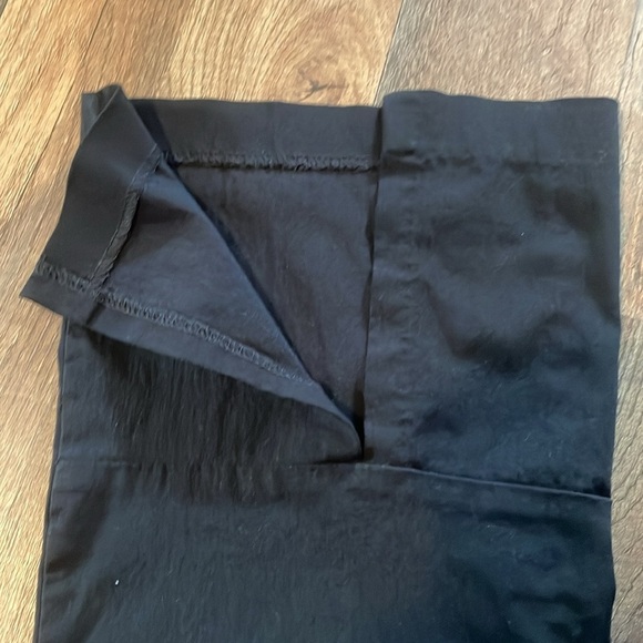 EXPRESS Stretch Dress Pants.  Size 7/8. - Picture 5 of 10